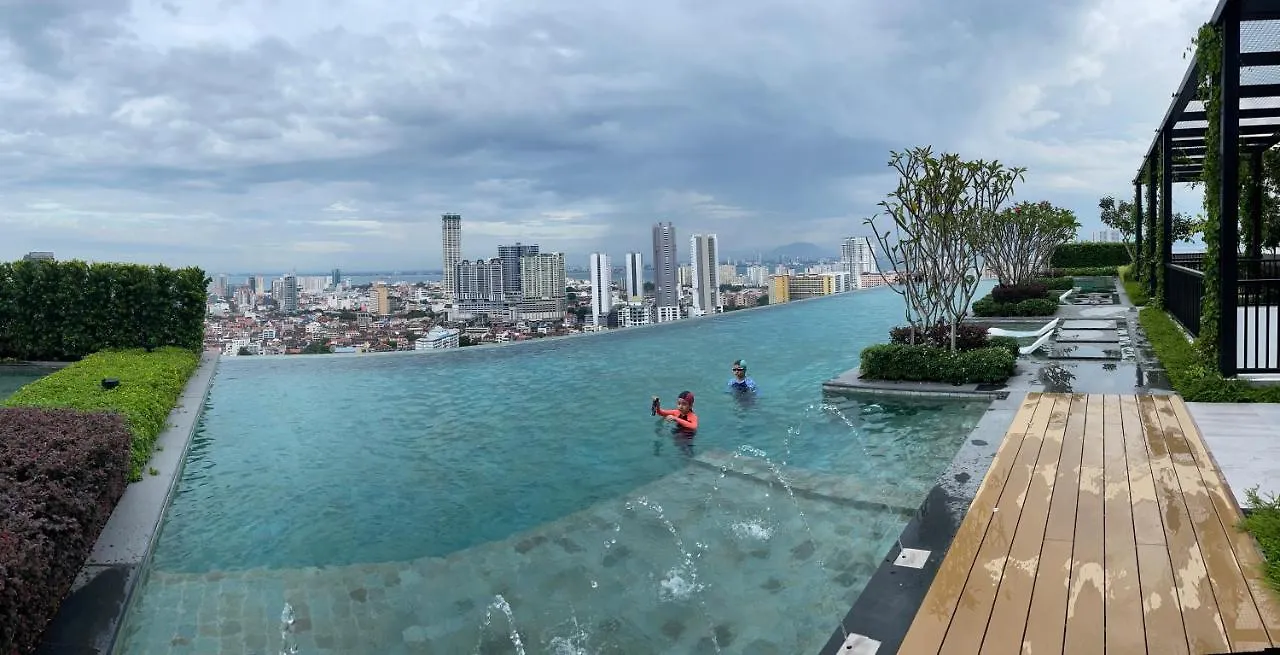 Beacon Executive Suites #Cozyfamilystay #Rooftoppool #13 George Town Appartement